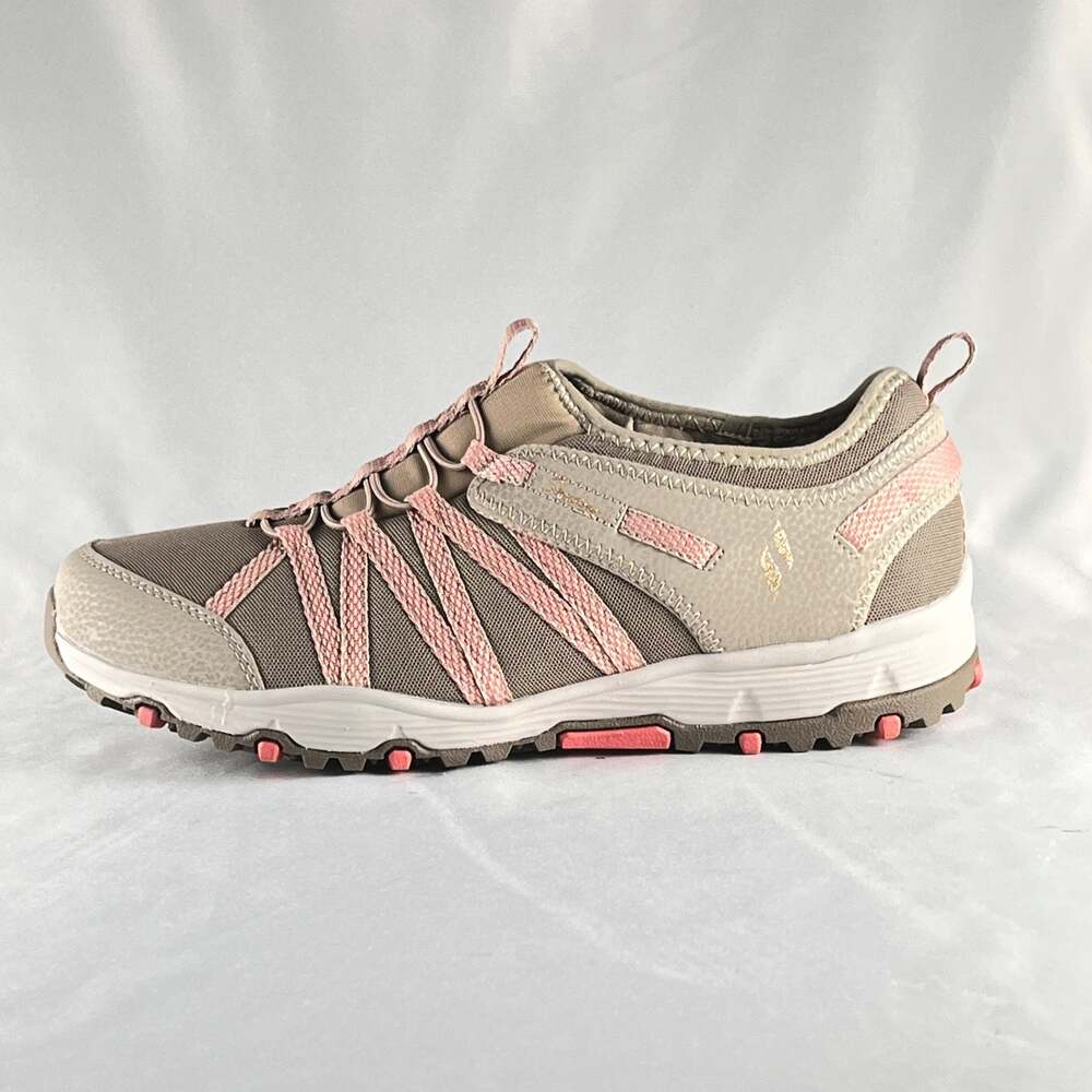 Skechers